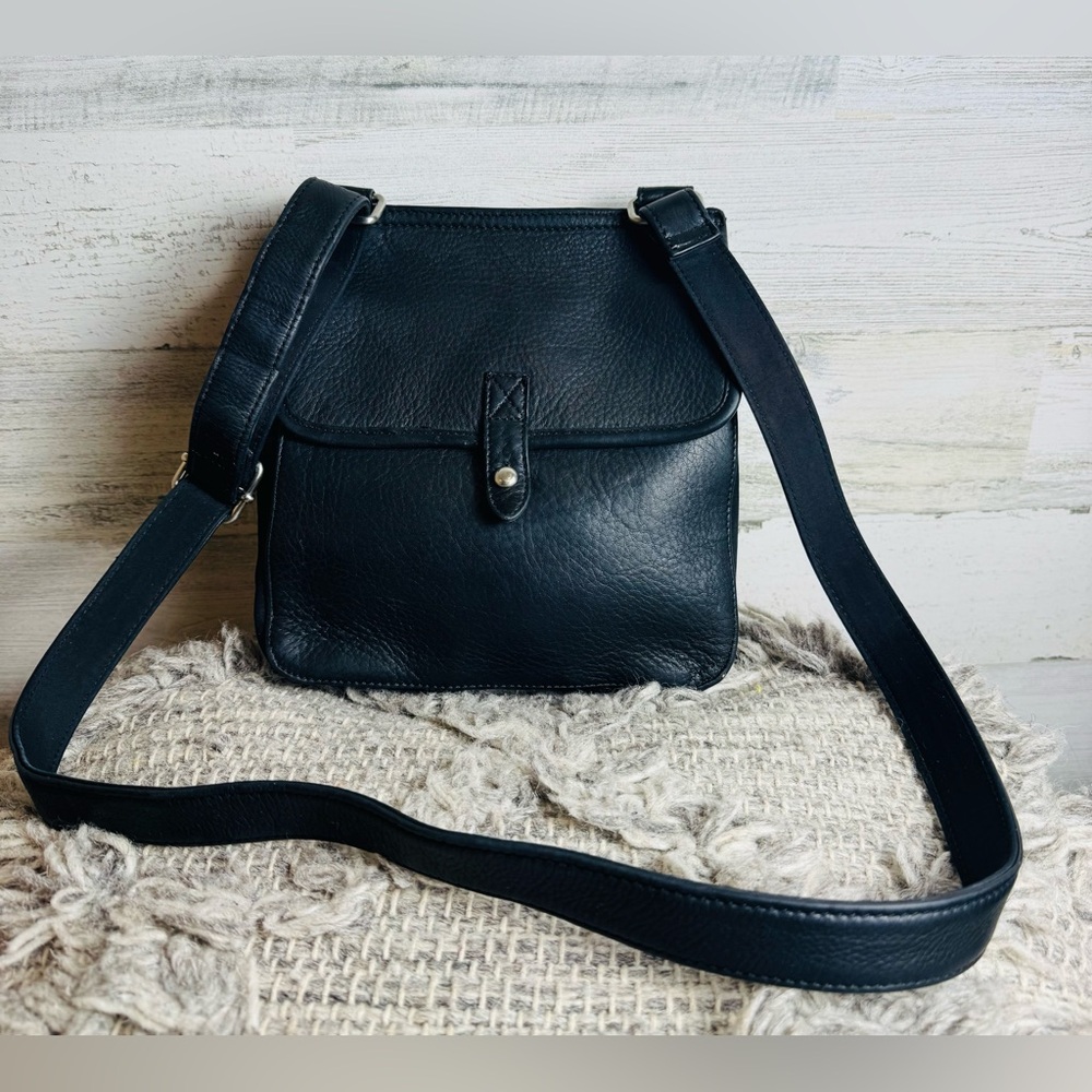 Fossil Crossbody Purse Bag - Fossil Black Leather Crossbody - Picture 4 of 9